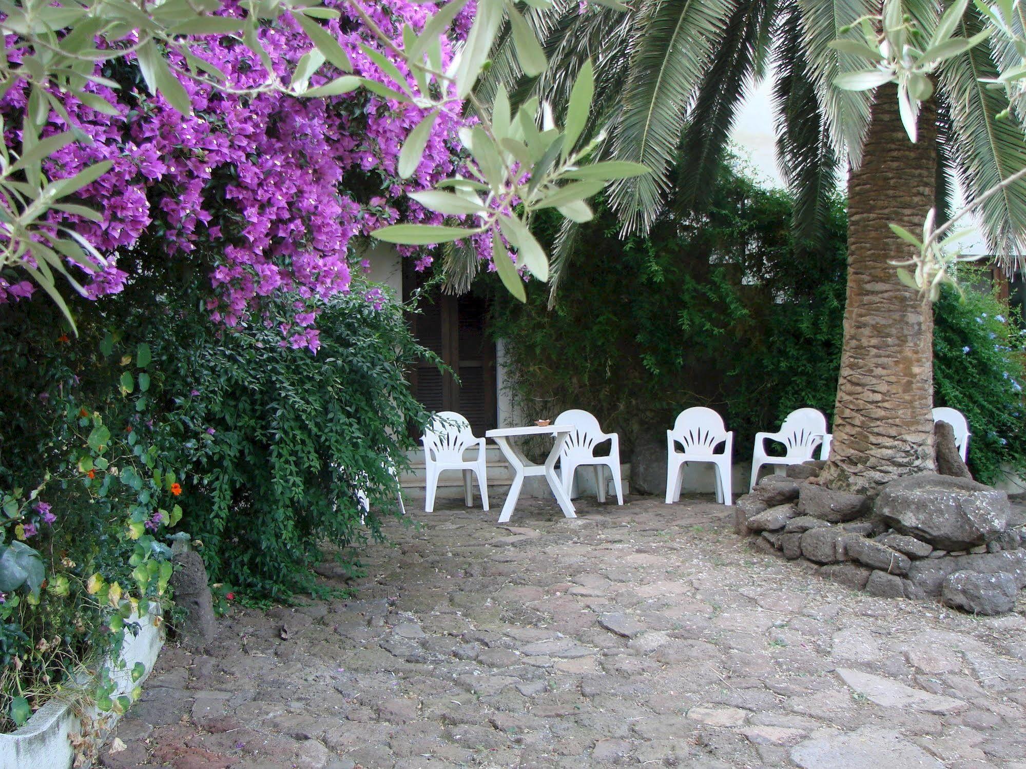 Agriturismo Su Tiresi Кала-Гононе Экстерьер фото